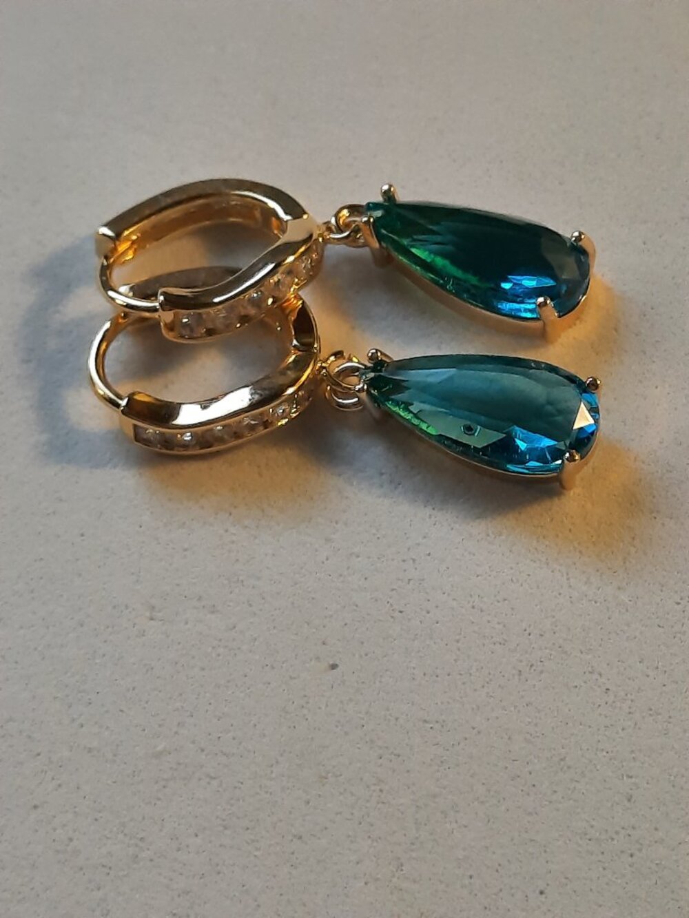 Brand New 18K Gold Plated Unique Design Earrings
